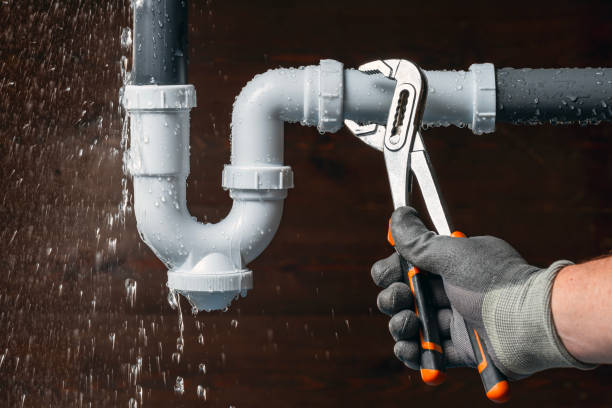 Professional Gas Line Repair technician working in Canon, GA